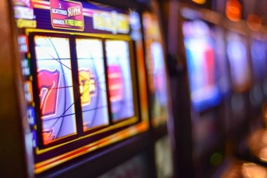 74 erek Slot Rooms